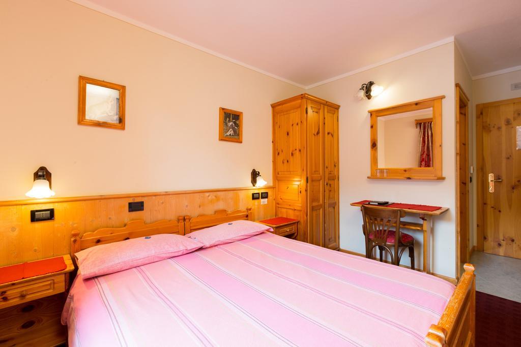 Hotel Pontiglia Livigno Luaran gambar