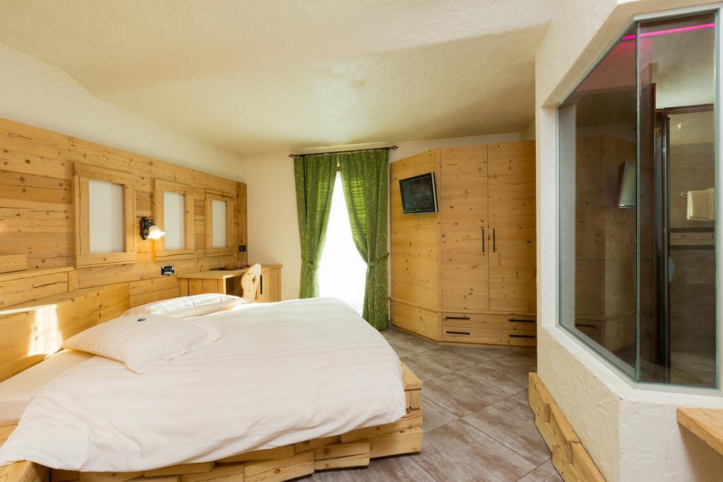 Hotel Pontiglia Livigno Luaran gambar
